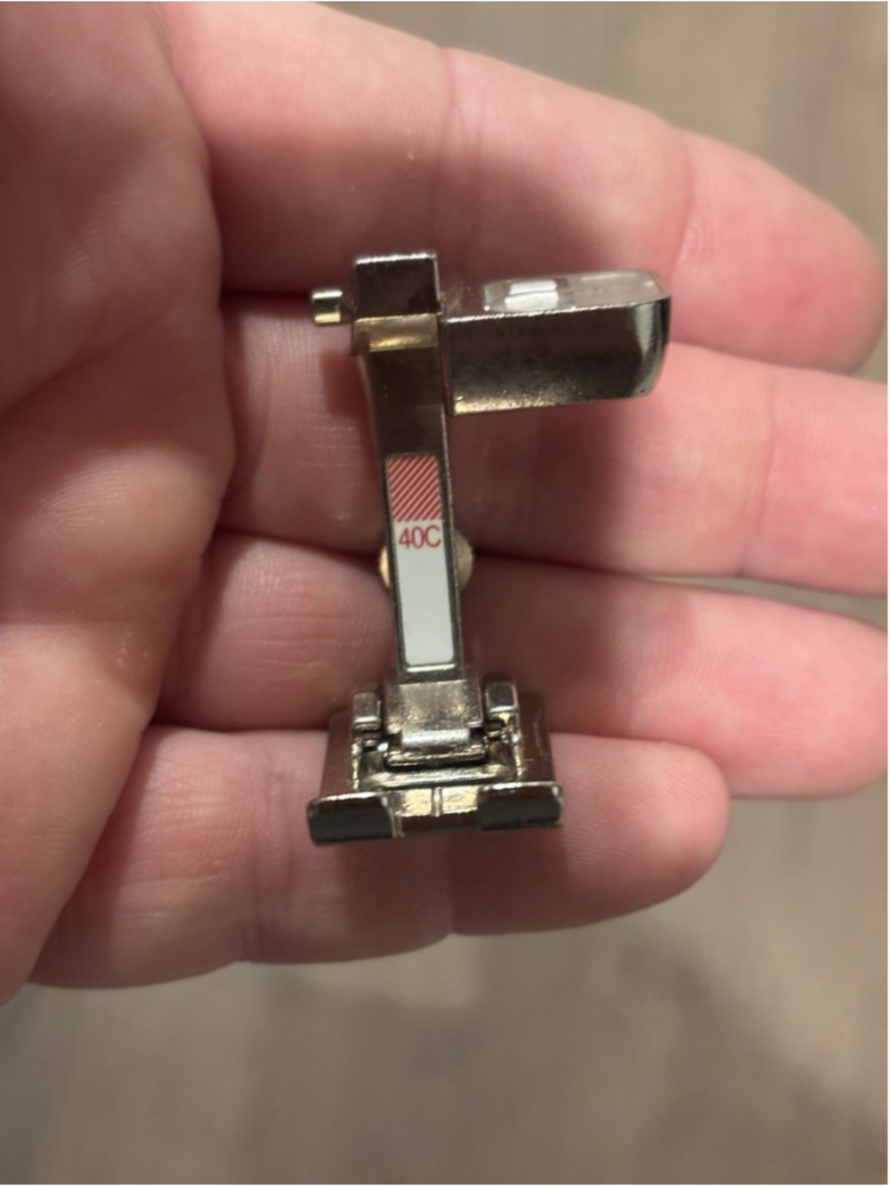 Genuine Bernina Sideways Motion Foot #40C - 9mm - New Style